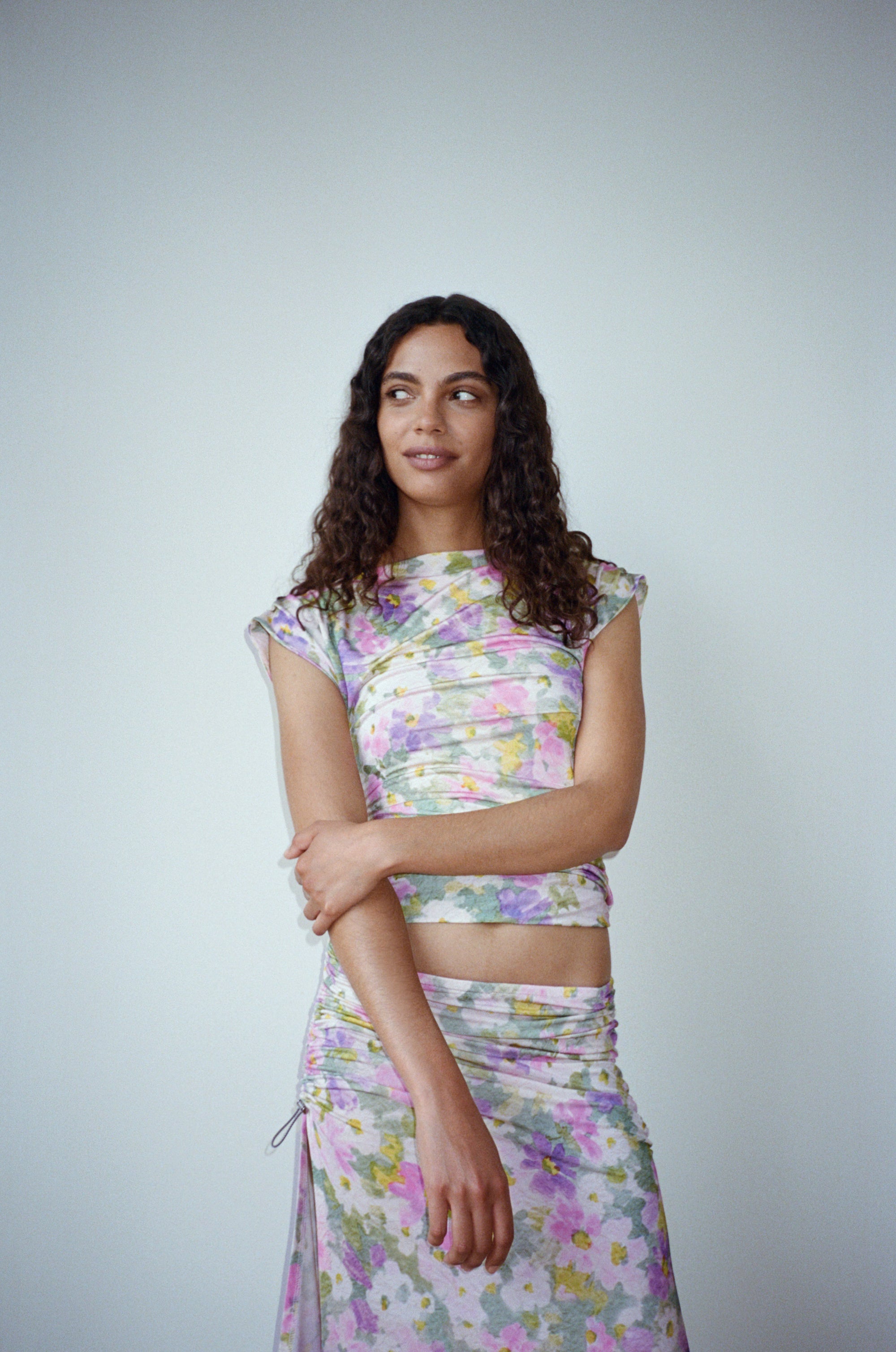 KIMONO SLEEVE TOP in floral print