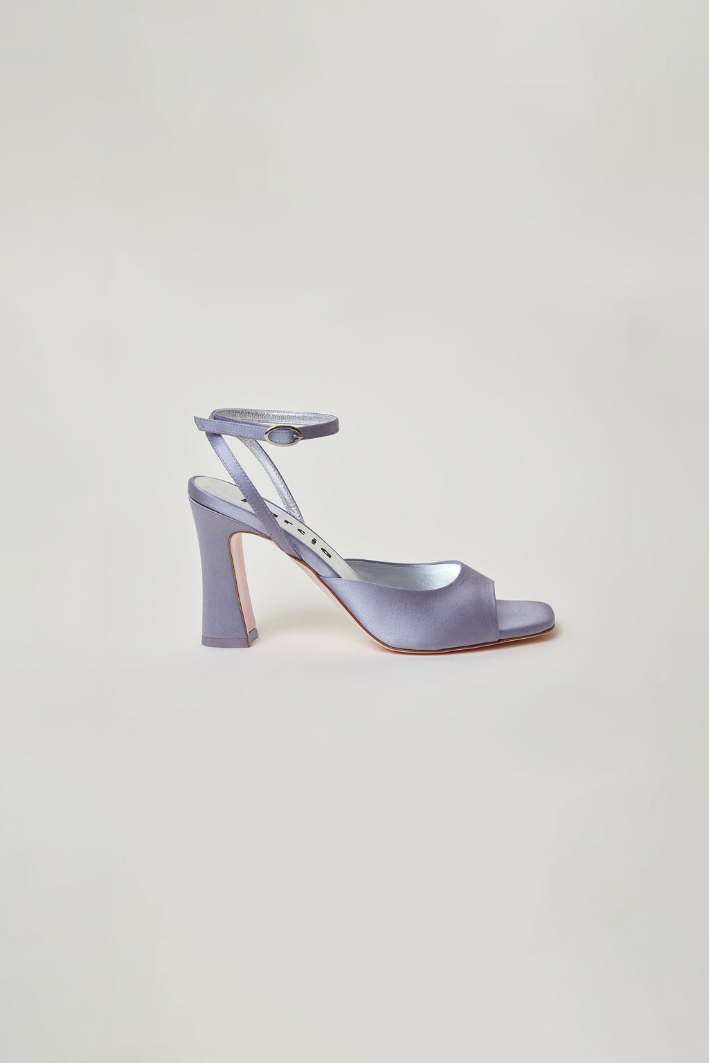 BAÏLA SANDAL in lilac satin