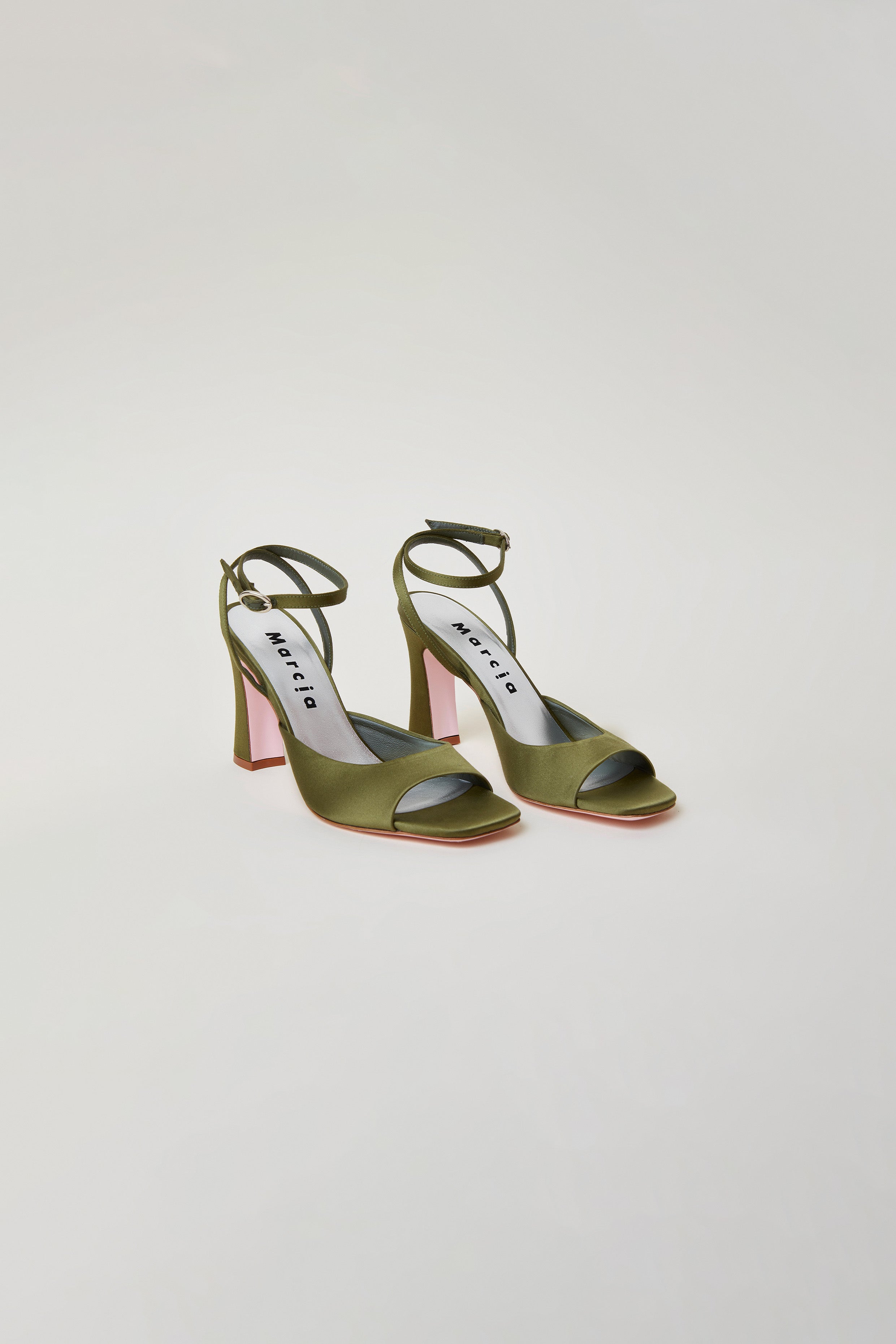 BAÏLA SANDAL in khaki satin