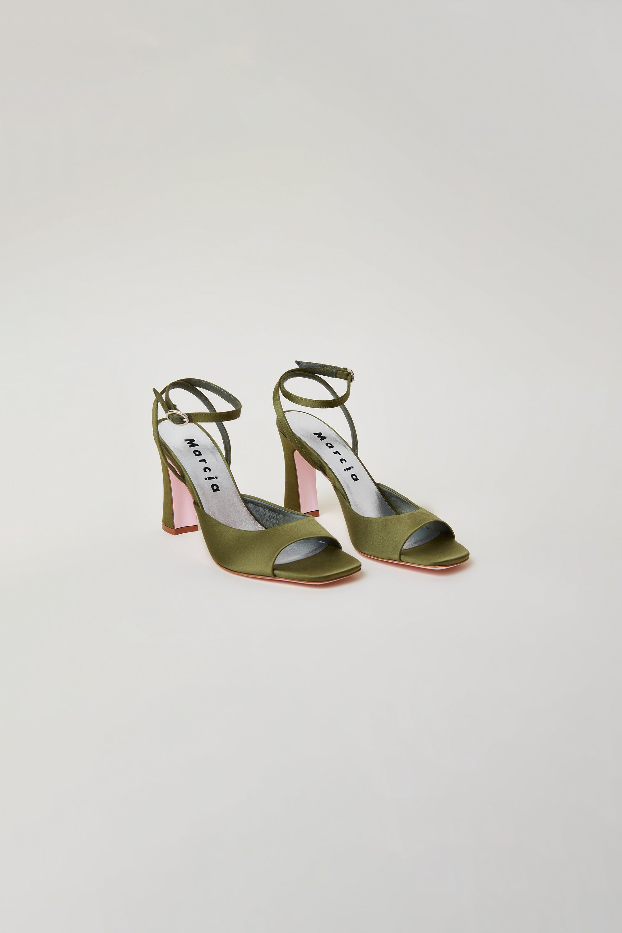 BAÏLA SANDAL in khaki satin