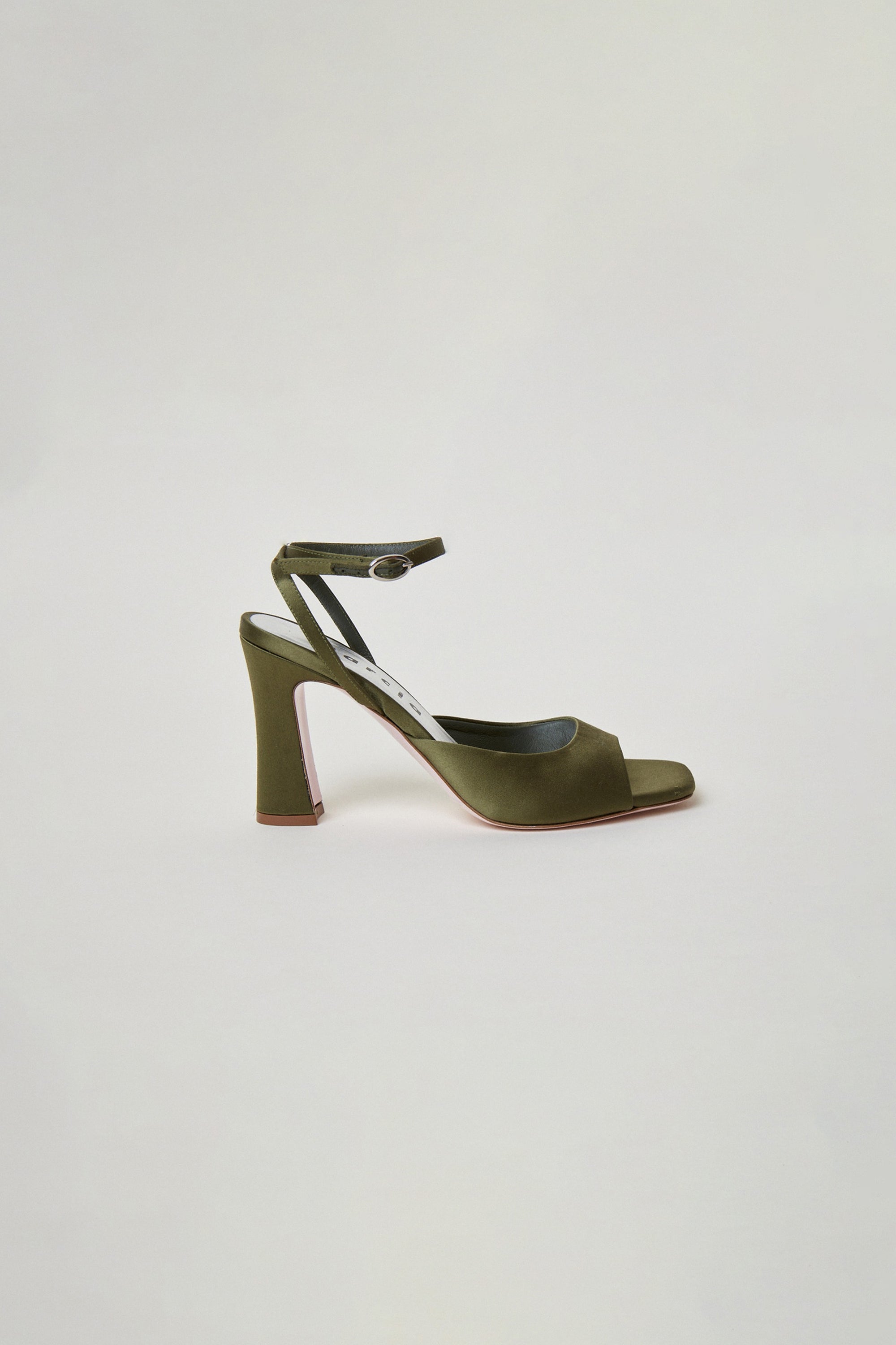 BAÏLA SANDAL in khaki satin