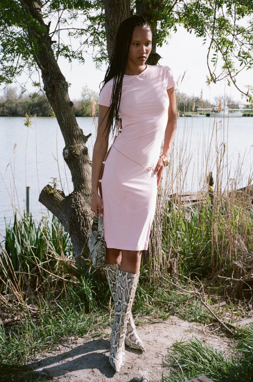 TCHIKIBOUM MIDI DRESS in baby pink