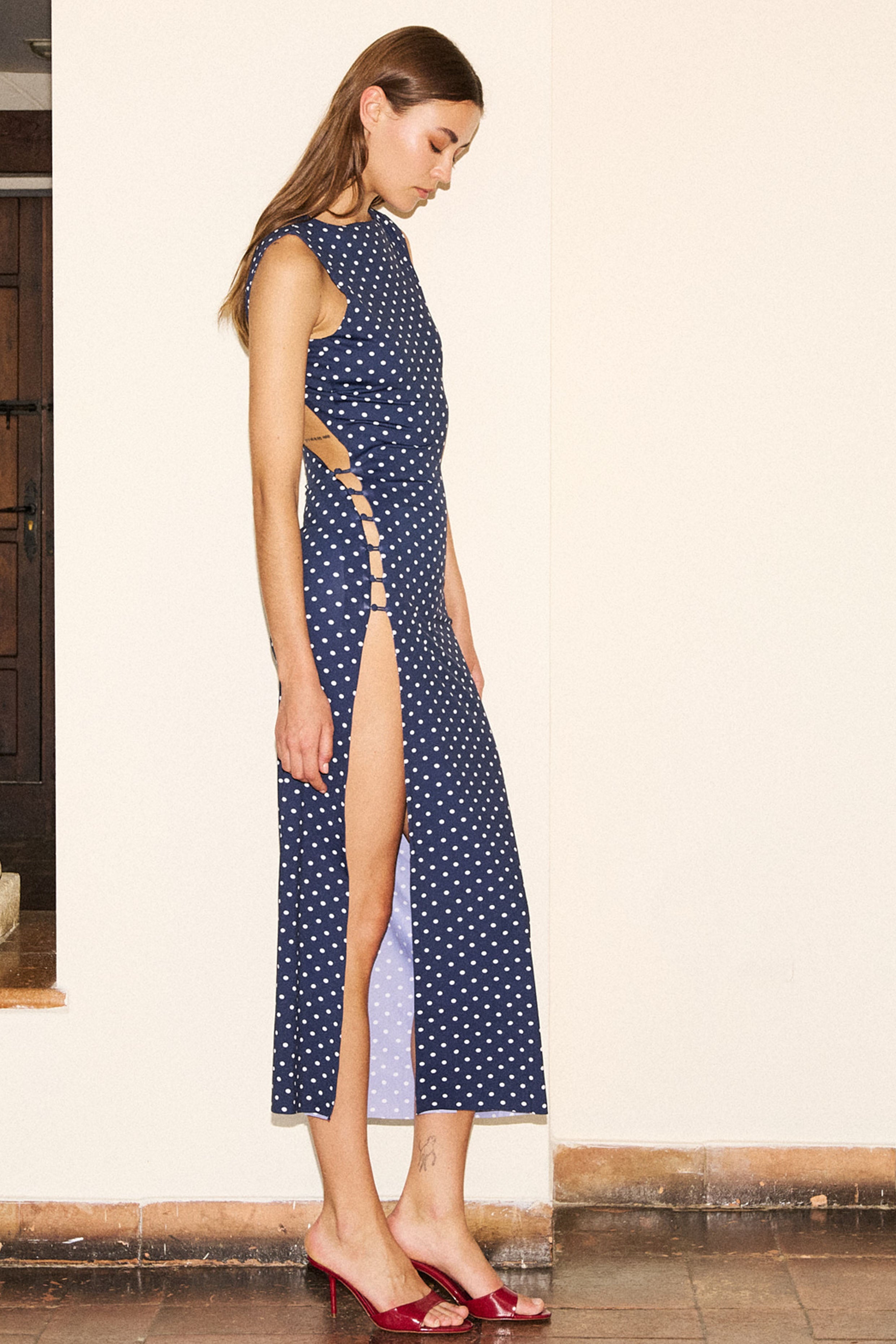 BOUTONS LONG DRESS in blue and white polka dots