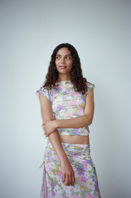 KIMONO SLEEVE TOP in floral print