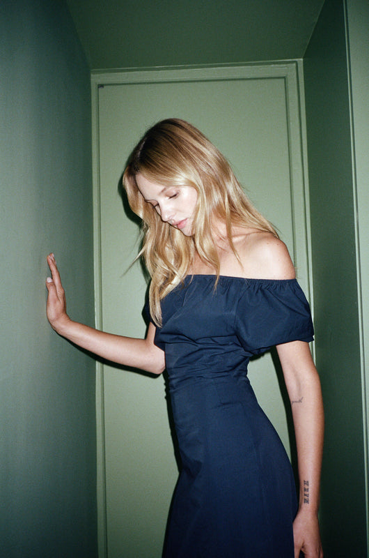 SHOULDERS LONG DRESS in dark blue