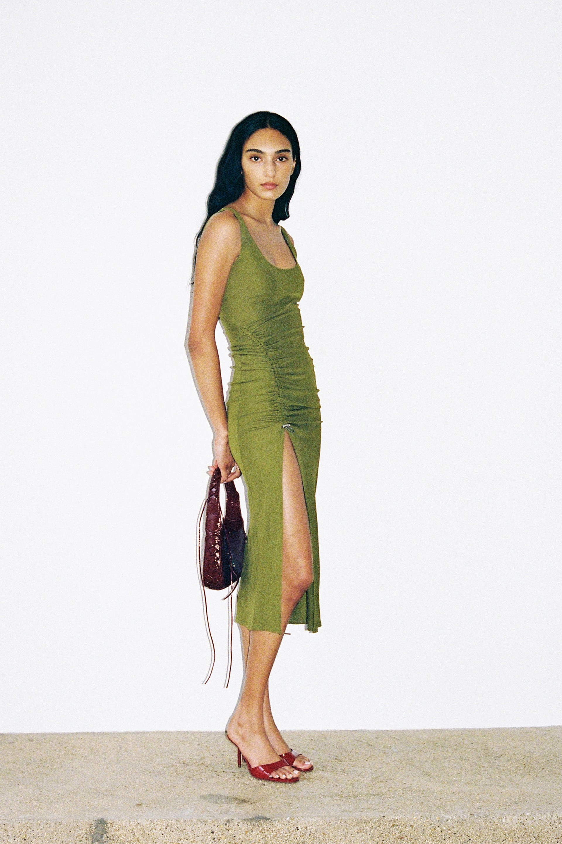 VELVET LONG DRESS in green
