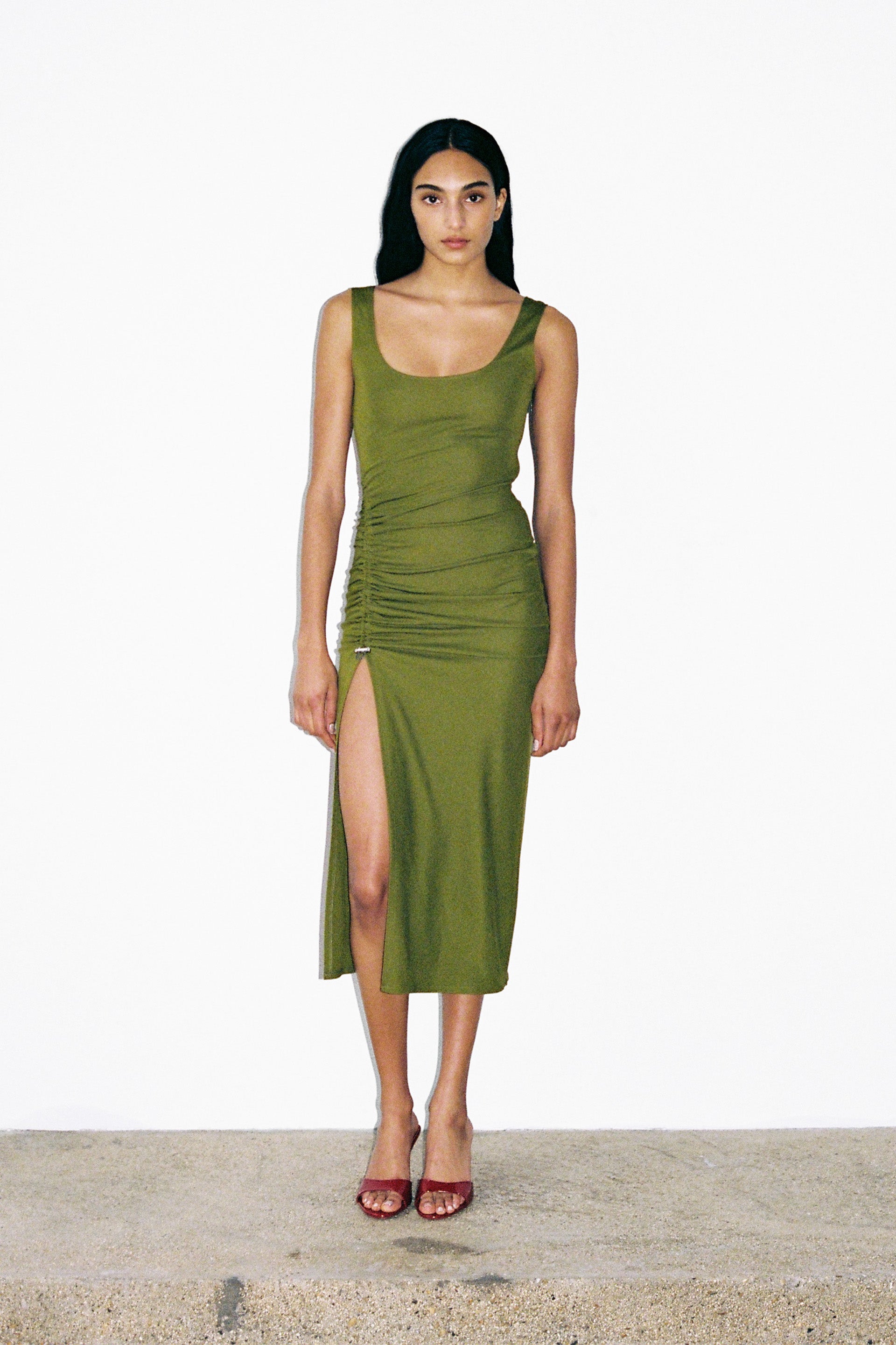 VELVET LONG DRESS in green